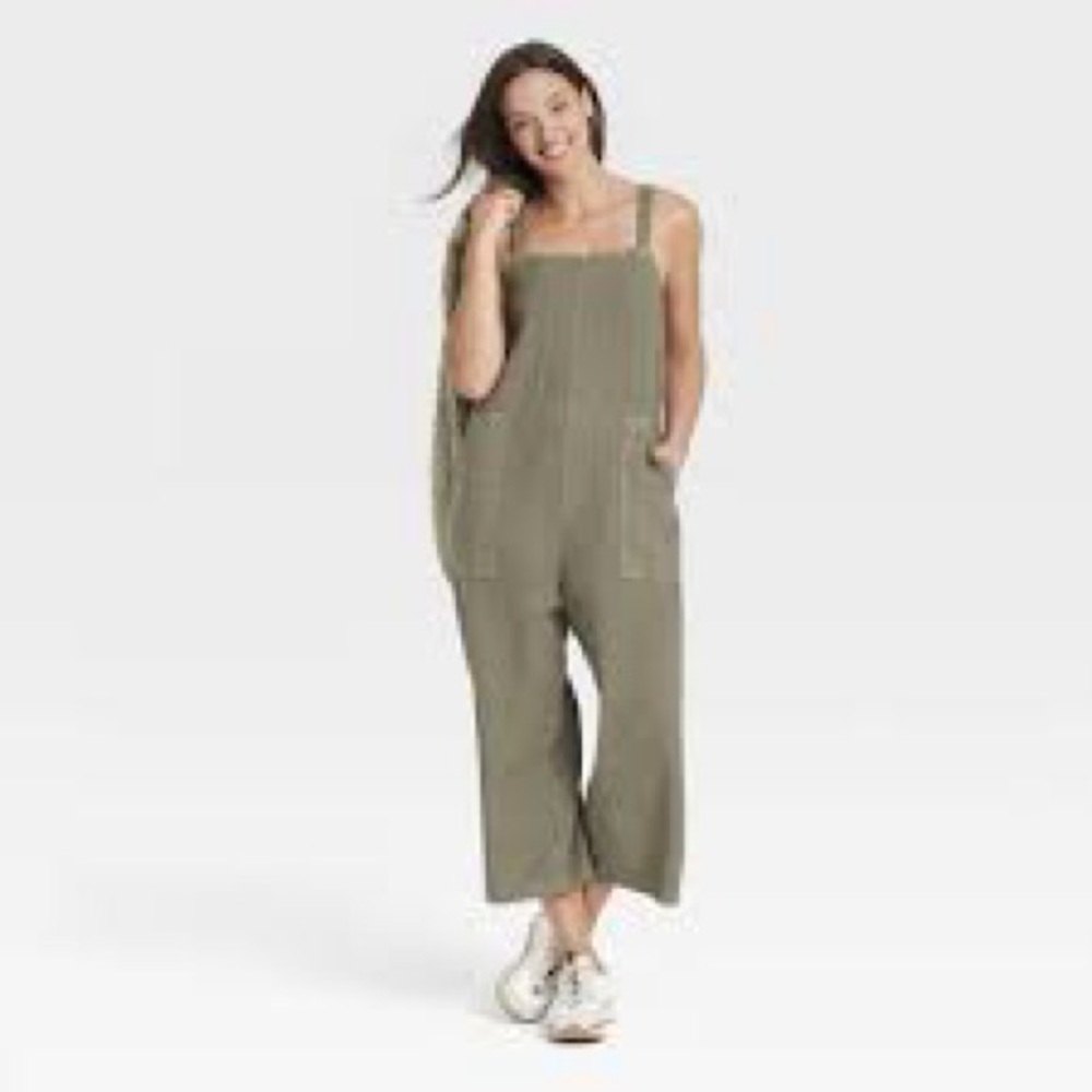 Universal Thread Green Overalls With Pockets Med - image 1